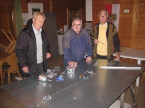 Bau der Möbelbox und Anpassungs- und Restarbeiten