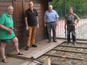 Neue Terrasse am Bürgertreff fertiggstellt