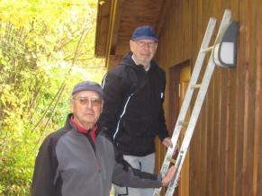 Bau der Möbelbox und Anpassungs- und Restarbeiten