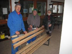Der Abschluss der Sanierung der Ruhebänke im Dorf und in der Gemarkung ist angepeilt