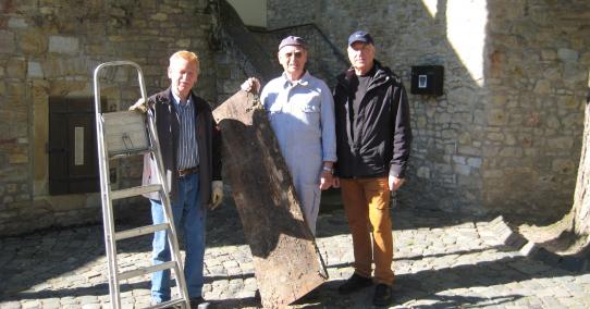 Holztafel der Partnerschaft mit Signy-L`Abbaye wird saniert