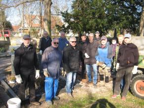 Frühjahrsarbeiten auf dem Friedhof