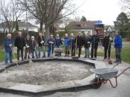 „Volontäre für Albig“ - Neuer Sand für die Albiger Spielplätze