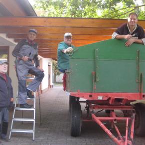 Volontäre für Albig - Friedhof