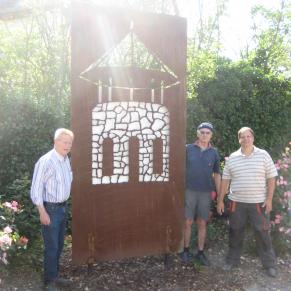 Eine weitere verbesserte Cortenstahltafel