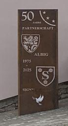 Denkmal zum Jubiläum der Gemeindepartnerschaft mit Signy-L'Abbaye