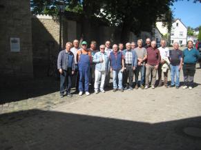 Viele Volontäre bei der Arbeit